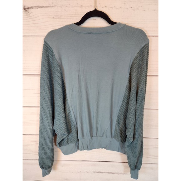 Listicle Women's Blue‎ Green Dolman Sleeve Crew Neck Pullover Blouse Size Medium - Picture 2 of 6